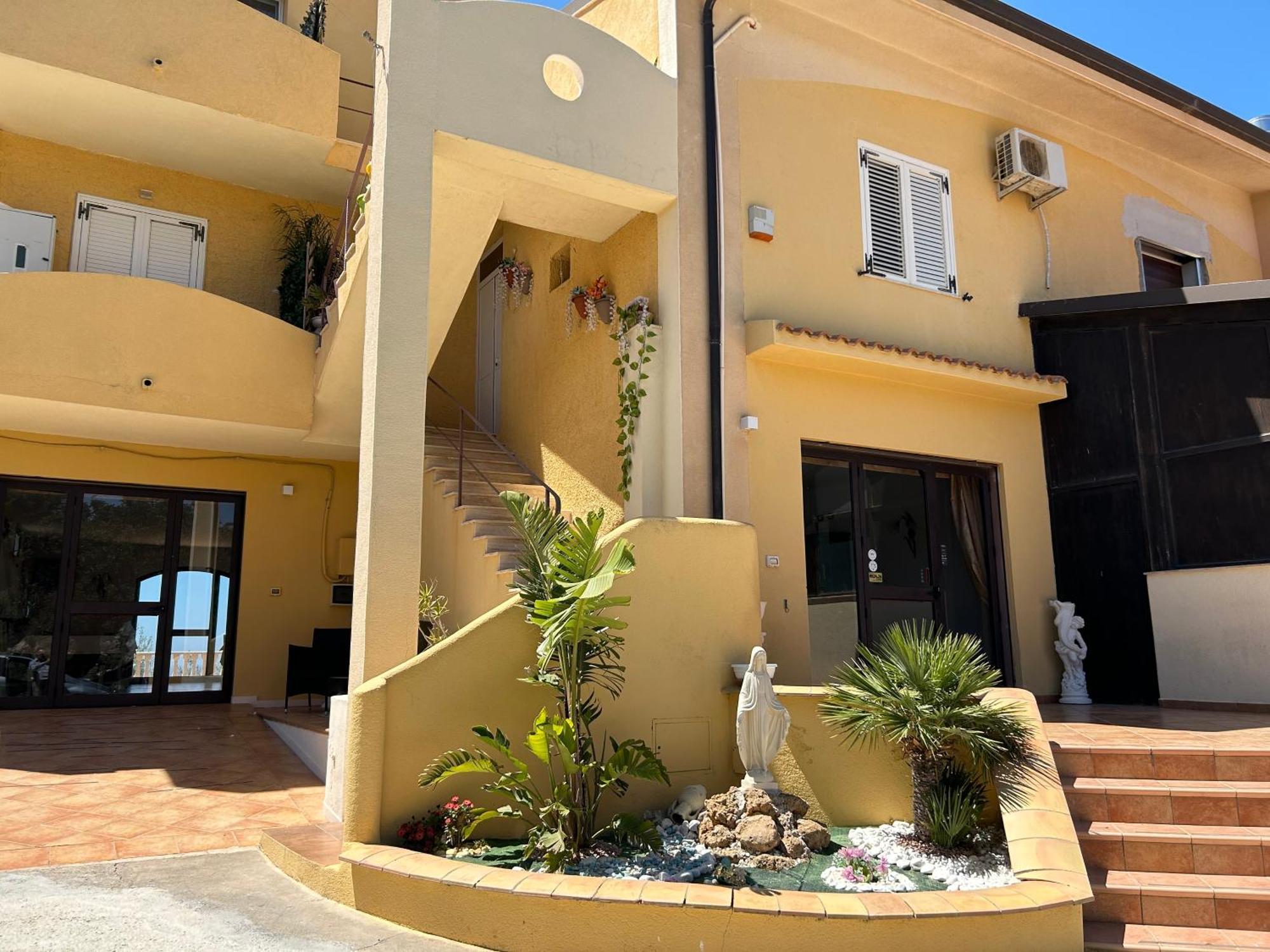Bed and Breakfast La Collina Sul Mare Пальма-ді-Монтек'яро Екстер'єр фото